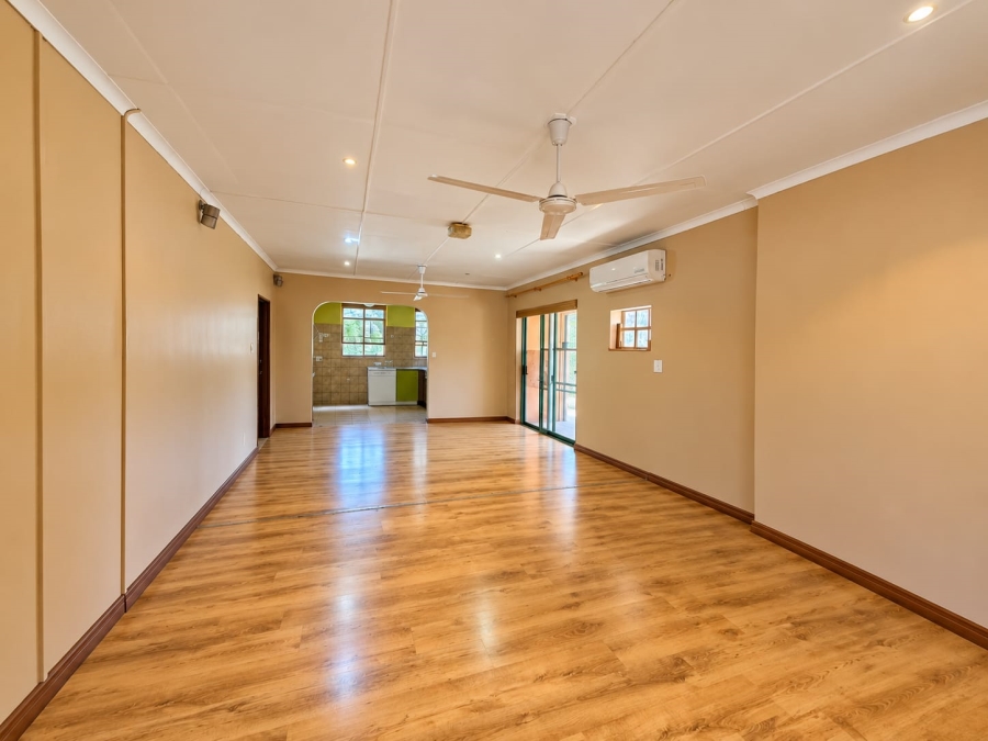 To Let 4 Bedroom Property for Rent in Kathu Northern Cape
